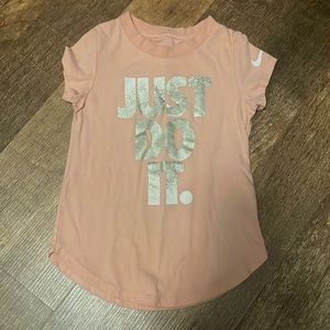 Nike girls shirt